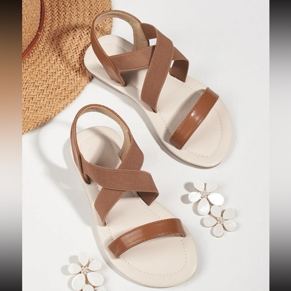 No Brand Other - Girls Cross Strap Sandals Size: 35EU (3 kids)